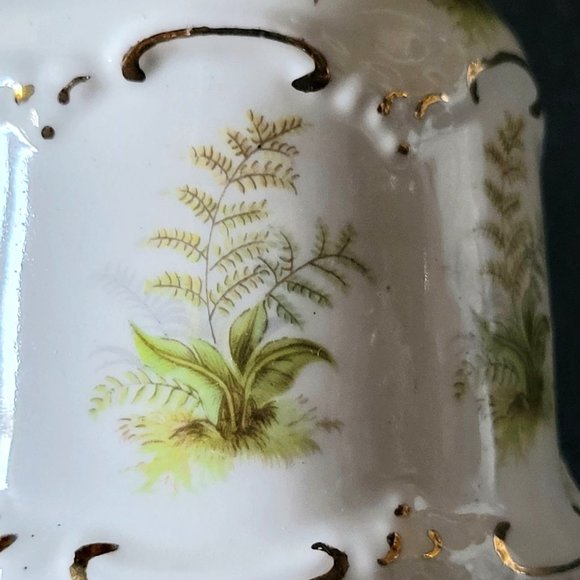 Vintage St. George Fine Bone China Bell Ferns Gold Trim, Plant Lover, Guest Room - Picture 2 of 7